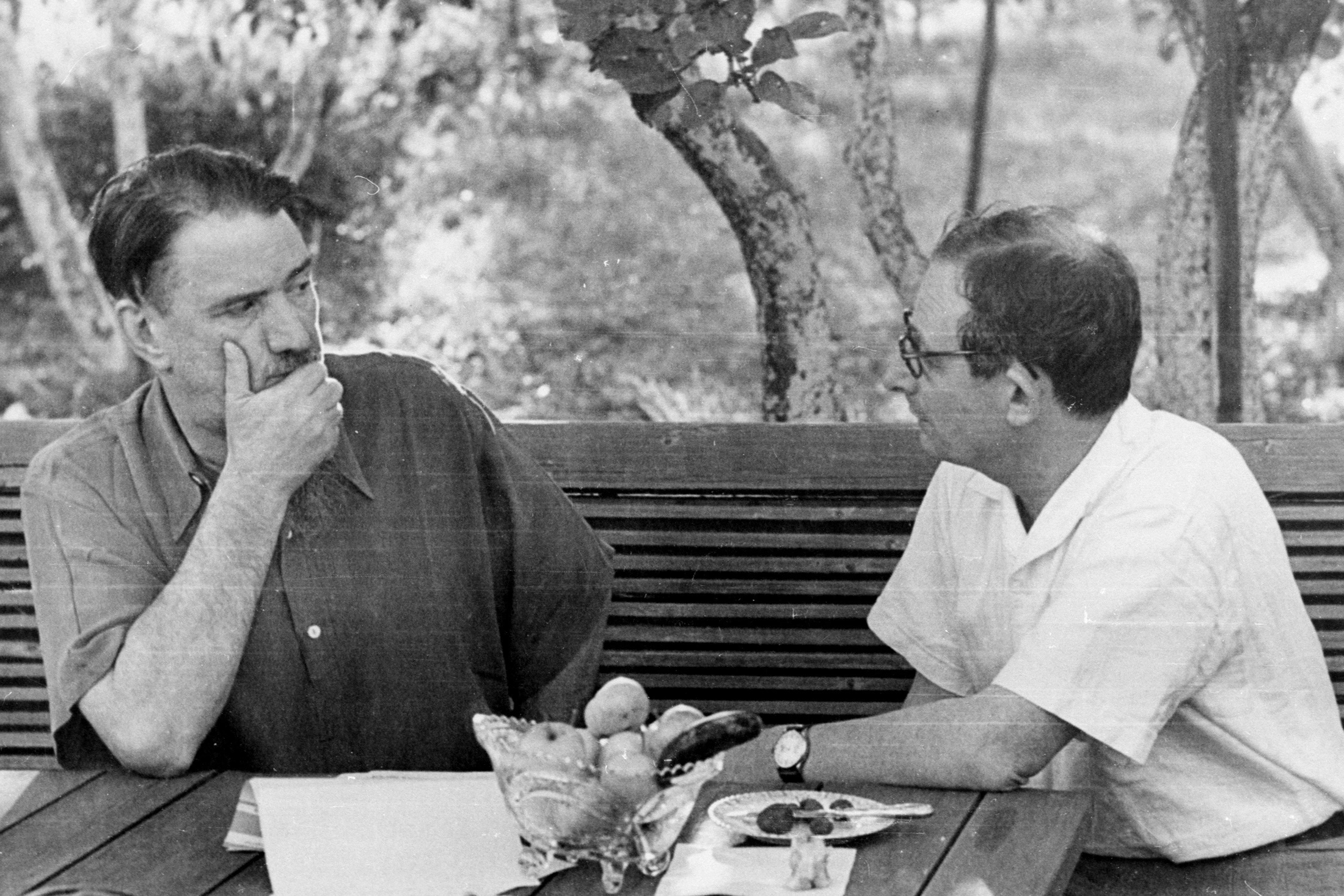 И.В. Курчатов и Ю.Б. Харитон. Фото: из музея РФЯЦ-ВНИИЭФ (Саров)